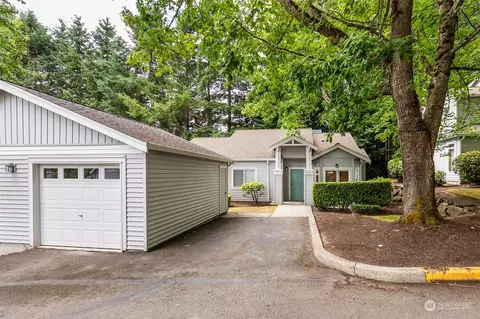 17909 NE 93rd Way #2, Redmond, WA 98052