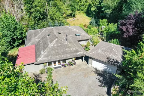 3224 Lindell Rd NE, Olympia, WA 98506