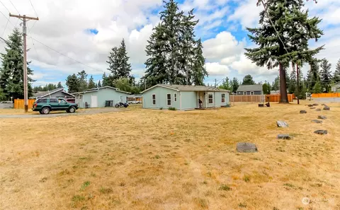 224 Military Rd E, Tacoma, WA 98445