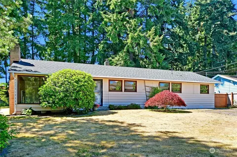 519 NW 205th St, Shoreline, WA 98177