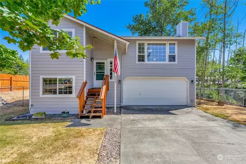 9901 2nd Avenue Ct E, Tacoma, WA 98445