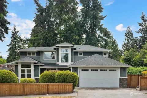 8040 122nd Ave NE, Kirkland, WA 98033