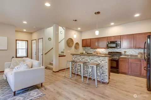 21605 10th Dr SE, Bothell, WA 98021 photo 7