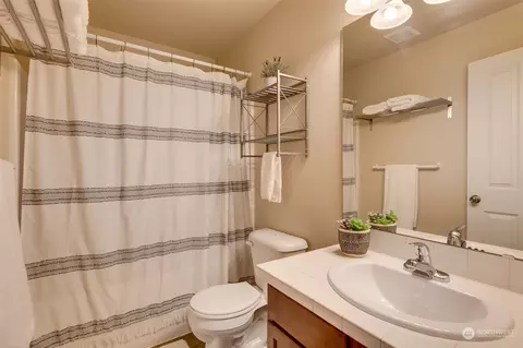 21605 10th Dr SE, Bothell, WA 98021 photo 25