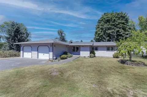 2504 S 232nd St, Des Moines, WA 98198