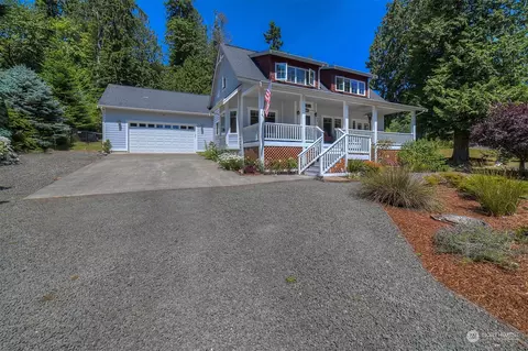 17761 Divison Ave NE, Suquamish, WA 98392