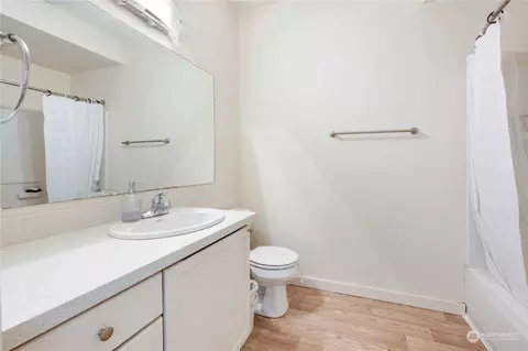 18930 Bothell Everett Hwy #H103, Bothell, WA 98012 photo 8