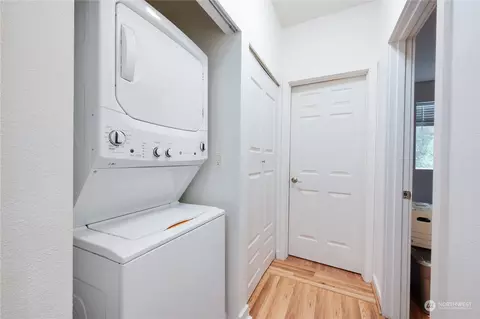18930 Bothell Everett Hwy #H103, Bothell, WA 98012 photo 9