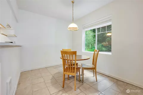 18930 Bothell Everett Hwy #H103, Bothell, WA 98012 photo 4