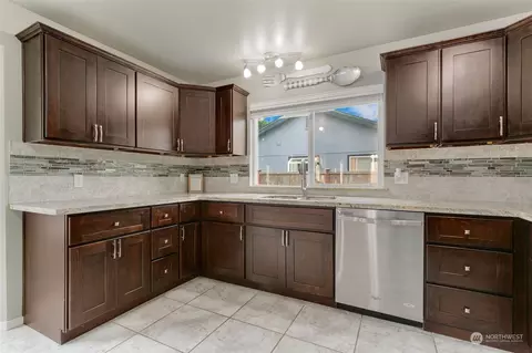 7120 201st St E, Spanaway, WA 98387 photo 7