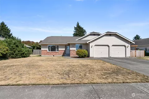 872 19th St, Lynden, WA 98264