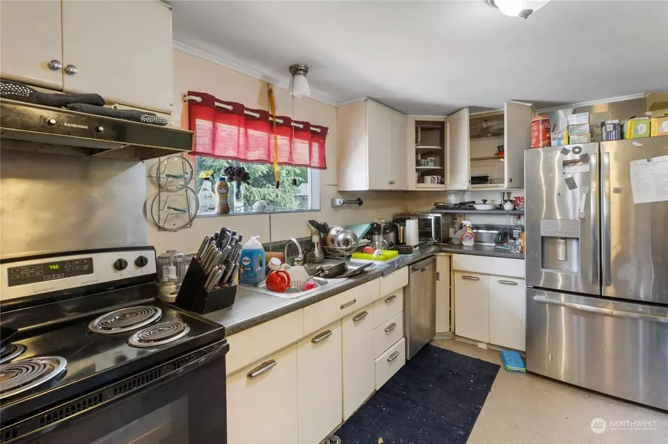 8001 Van Decar Rd SE, Port Orchard, WA 98367 | 18 Photos - Movoto