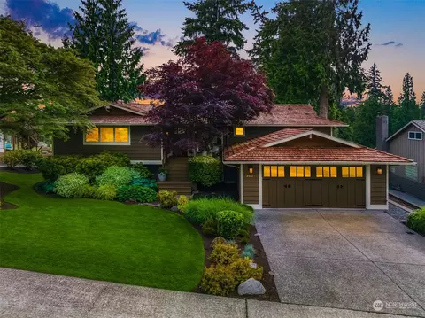 2001 183rd Ave NE, Redmond, WA 98052