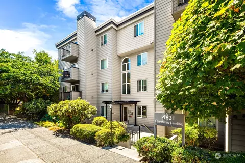 4831 Fauntleroy Way SW #201, Seattle, WA 98116