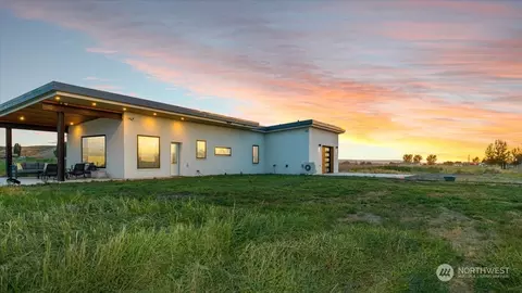 2854 Detour Rd, Walla Walla, WA 99362