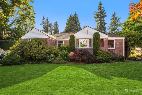 12247 Corliss Ave N, Seattle, WA 98133