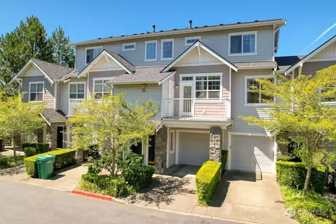 1601 NE Katsura St #303, Issaquah, WA 98029