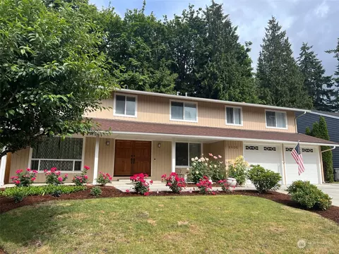 6406 152nd Ave NE, Redmond, WA 98052