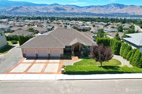 822 Briarwood Dr, East Wenatchee, WA 98802