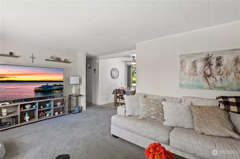 5915 Seahurst Ave, Everett, WA 98203 photo 6