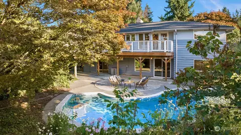 1203 E Hemlock St, Kent, WA 98030