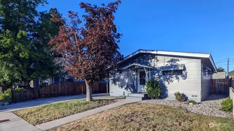 819 S Monroe St, Wenatchee, WA 98801
