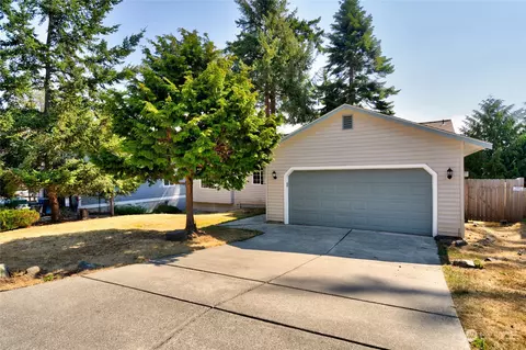 6117 Parkside Dr, Anacortes, WA 98221