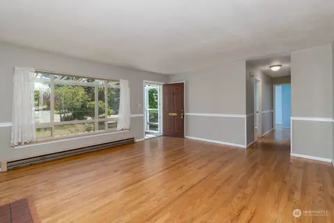 4704 W View Dr, Everett, WA 98203 photo 18