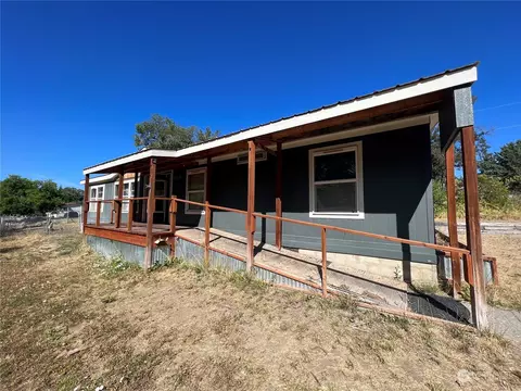 920 3rd Ave S, Okanogan, WA 98840