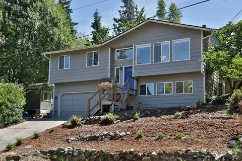 4344 Douglas St, Langley, WA 98260