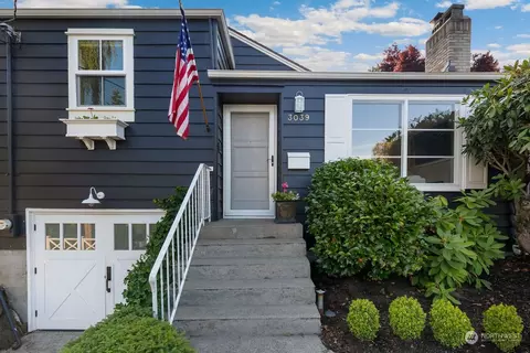 3039 36th Ave W, Seattle, WA 98199