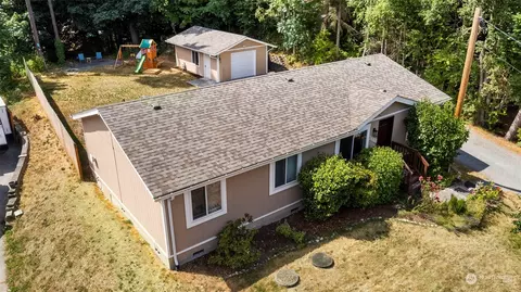 1648 Aspen Dr, Camano Island, WA 98282