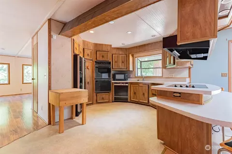 1069 E Axton Rd, Bellingham, WA 98226 photo 11