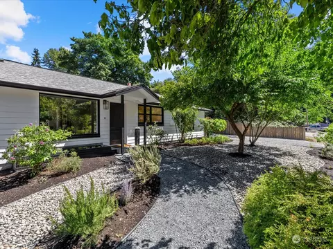 20308 73rd Ave NE, Kenmore, WA 98028