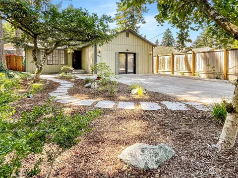 4841 Marian Dr NE, Olympia, WA 98516