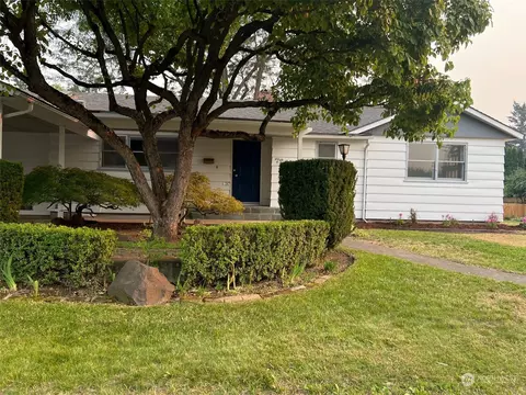 726 Crestview Pl, Walla Walla, WA 99362 photo 2