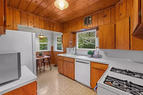 831 Grand Ave, Everett, WA 98201 photo 10