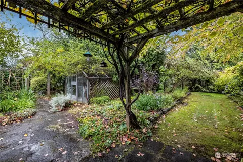 831 Grand Ave, Everett, WA 98201 photo 28