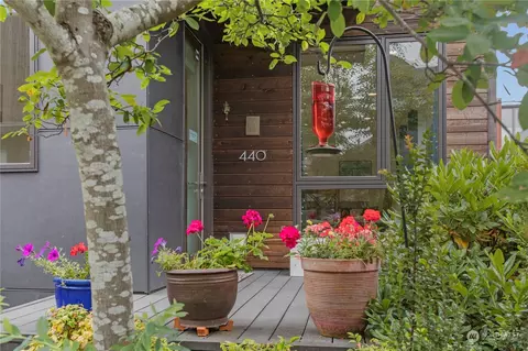 440 Seed Path NW, Bainbridge Island, WA 98110