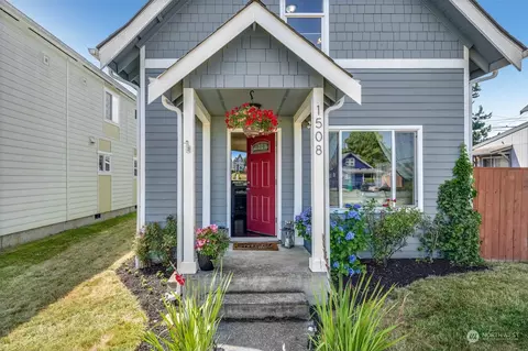 1508 Maple St, Everett, WA 98201 photo 2