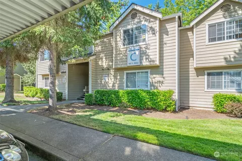 28300 18th Ave S #C201, Federal Way, WA 98003
