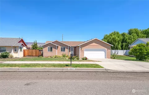 1562 Virgina Way, Wenatchee, WA 98801