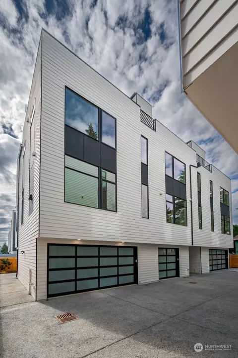 17917 Stone Ave N #A, Shoreline, WA 98133