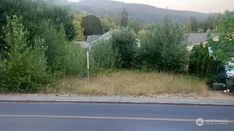 102 Corduroy Rd, Kelso, WA 98626