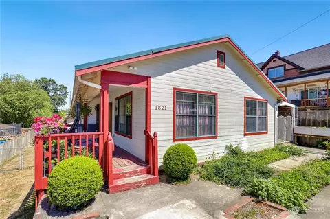1821 E Sherman St, Tacoma, WA 98404