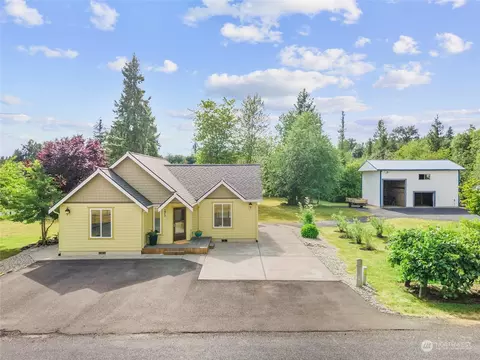 173 Berg Rd, Onalaska, WA 98570