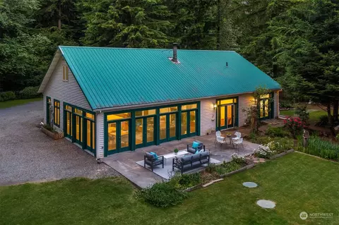 12220 240th St NE, Arlington, WA 98223
