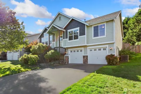 18380 Caldart Ave NE, Poulsbo, WA 98370