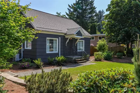 502 Columbia Ave, Fircrest, WA 98466
