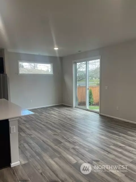 2808 Laurel Loop, Milton, WA 98360 photo 4